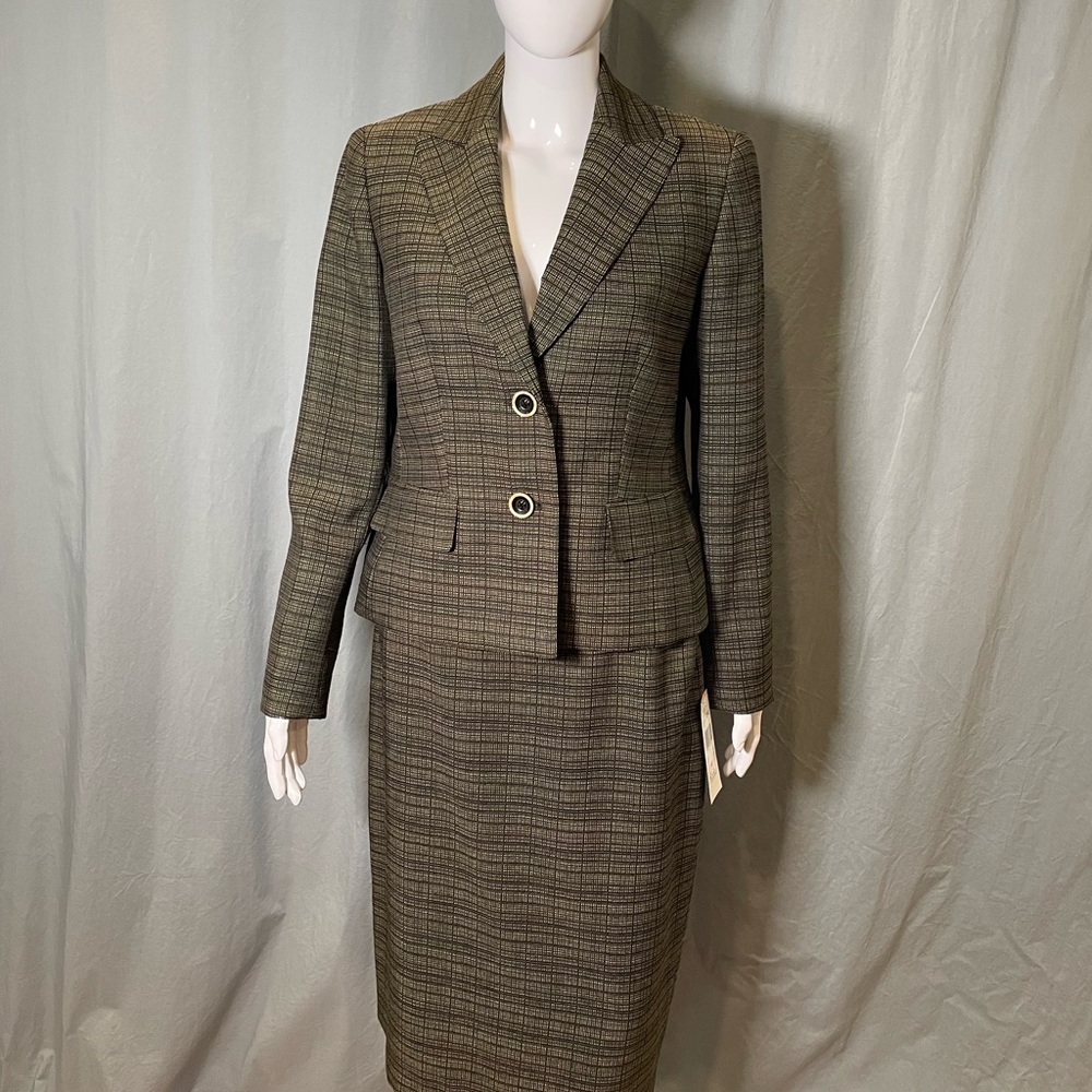 Vintage Evan-Picone Skirt Suit Gold Black 2 Piece NWT Black Tie Professional